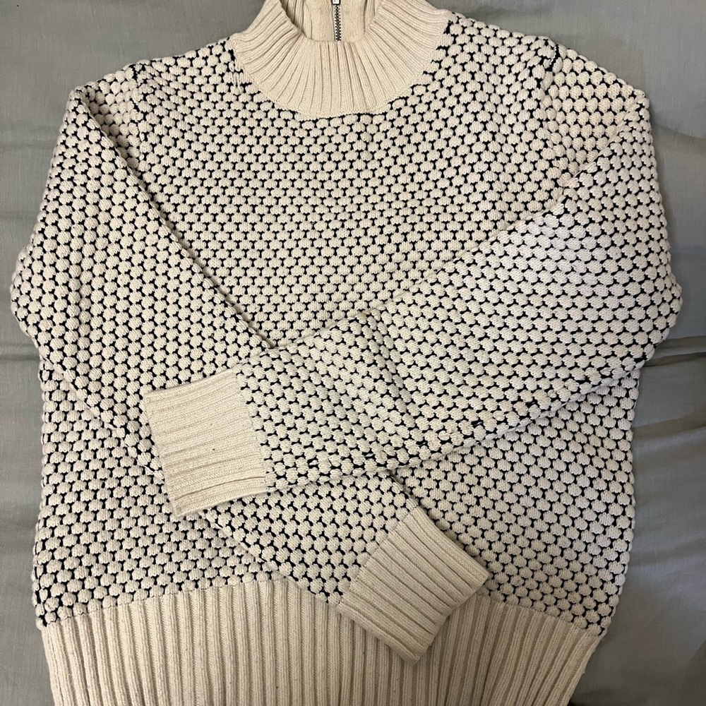 Banana republic sweater size s